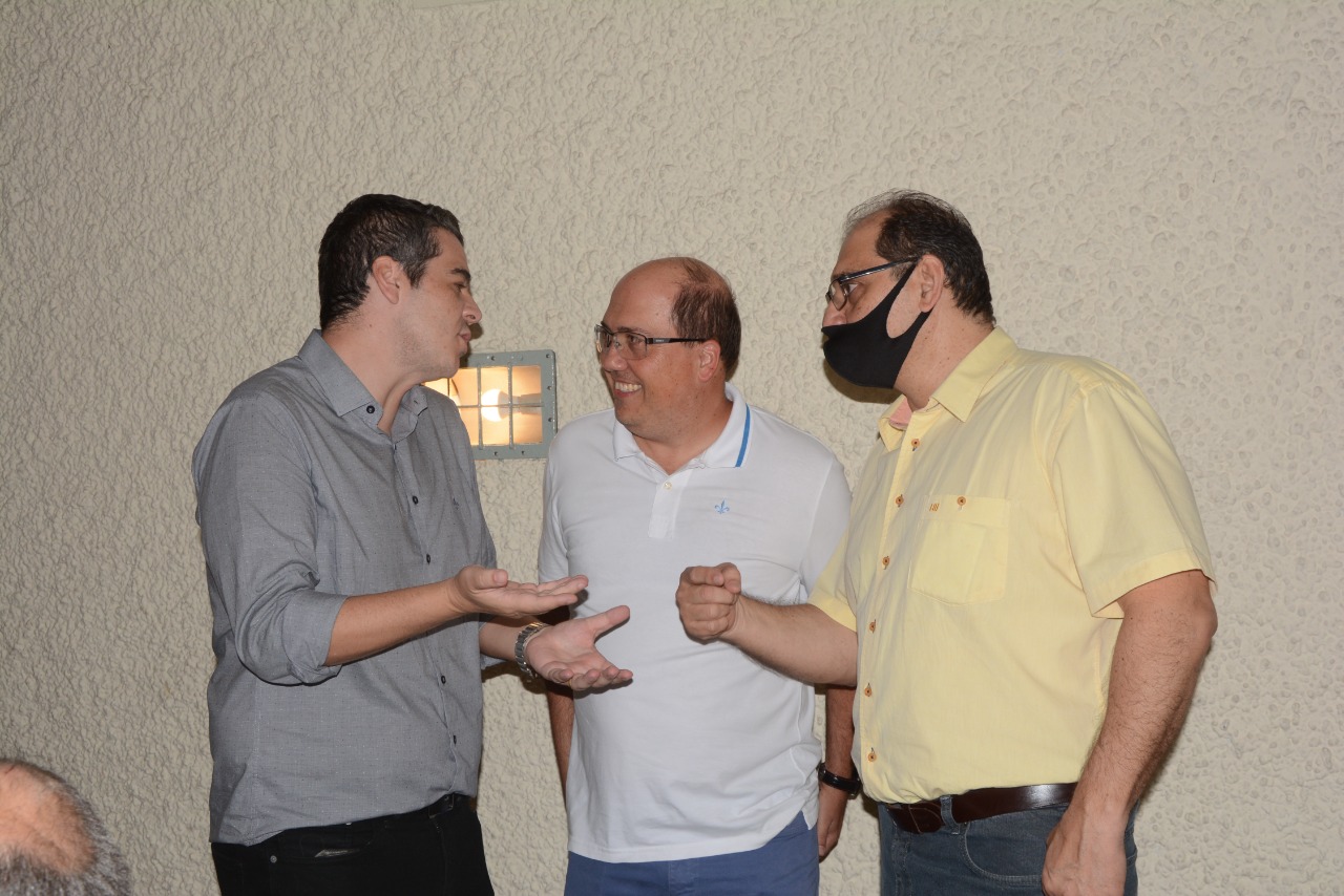 Clique sobre a foto para amplia-la